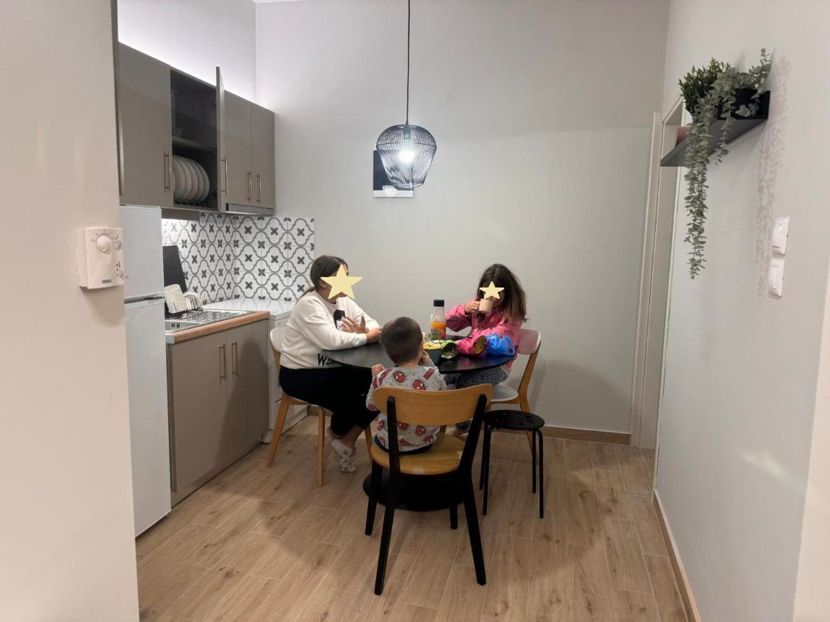 Alexander Luxury Sea Apartments Néa Khilí Εξωτερικό φωτογραφία