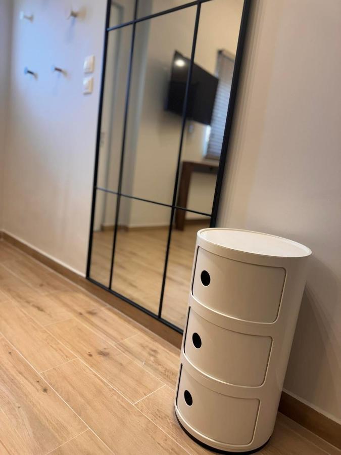 Alexander Luxury Sea Apartments Néa Khilí Εξωτερικό φωτογραφία