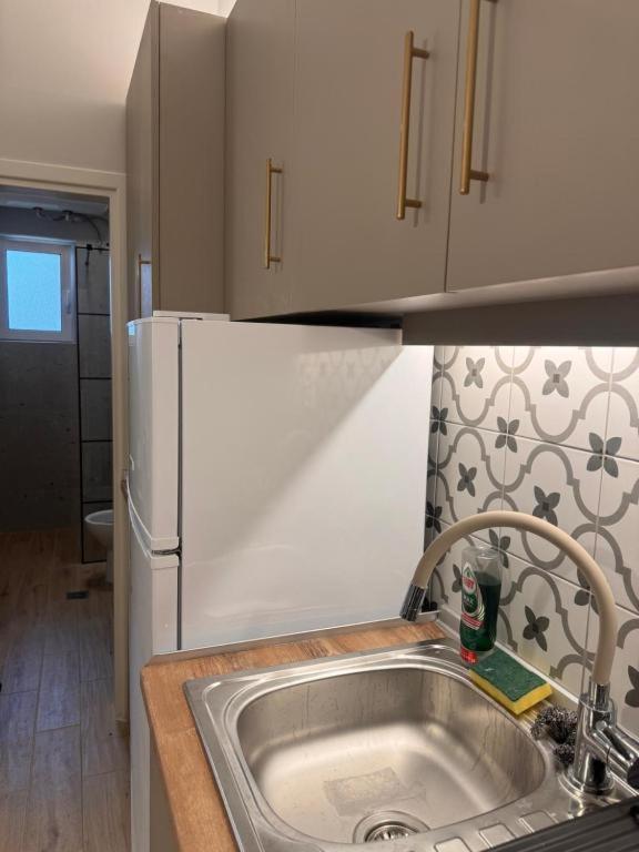 Alexander Luxury Sea Apartments Néa Khilí Εξωτερικό φωτογραφία